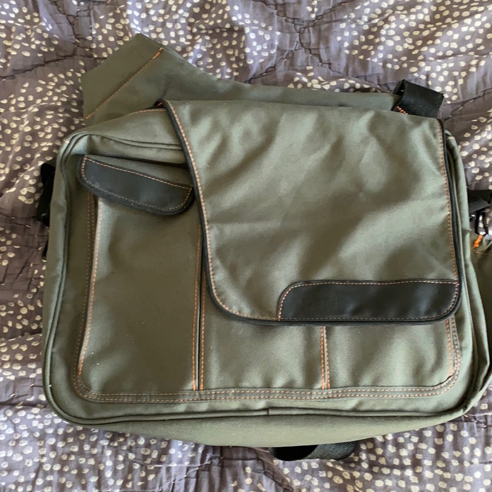 Diaper Dude dad diaper bag